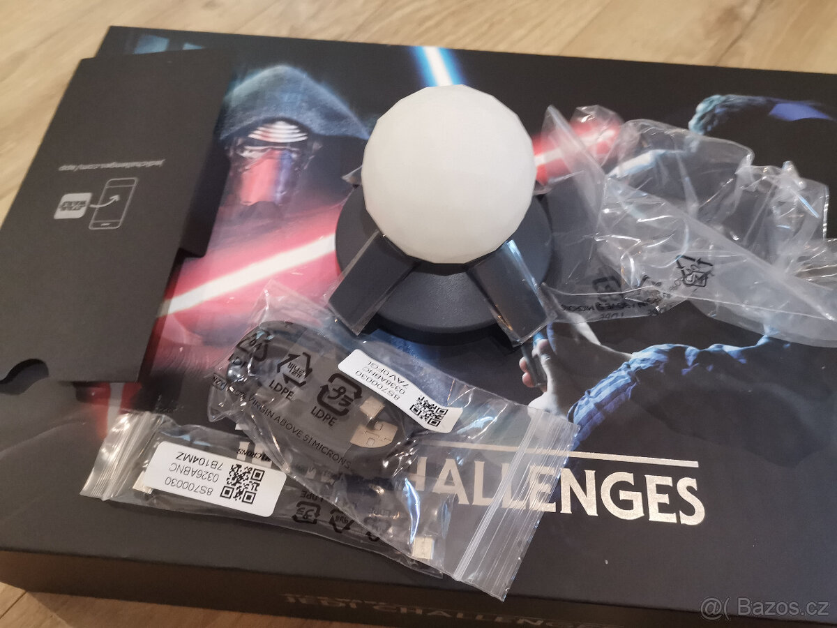 Lenovo Star Wars Jedi Challenges AR headset - 5