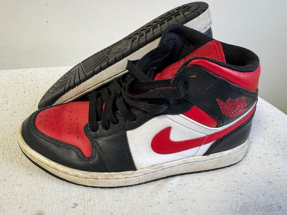 AIR JORDAN 1 MID - Vysoké tenisky Vel 40 - 5
