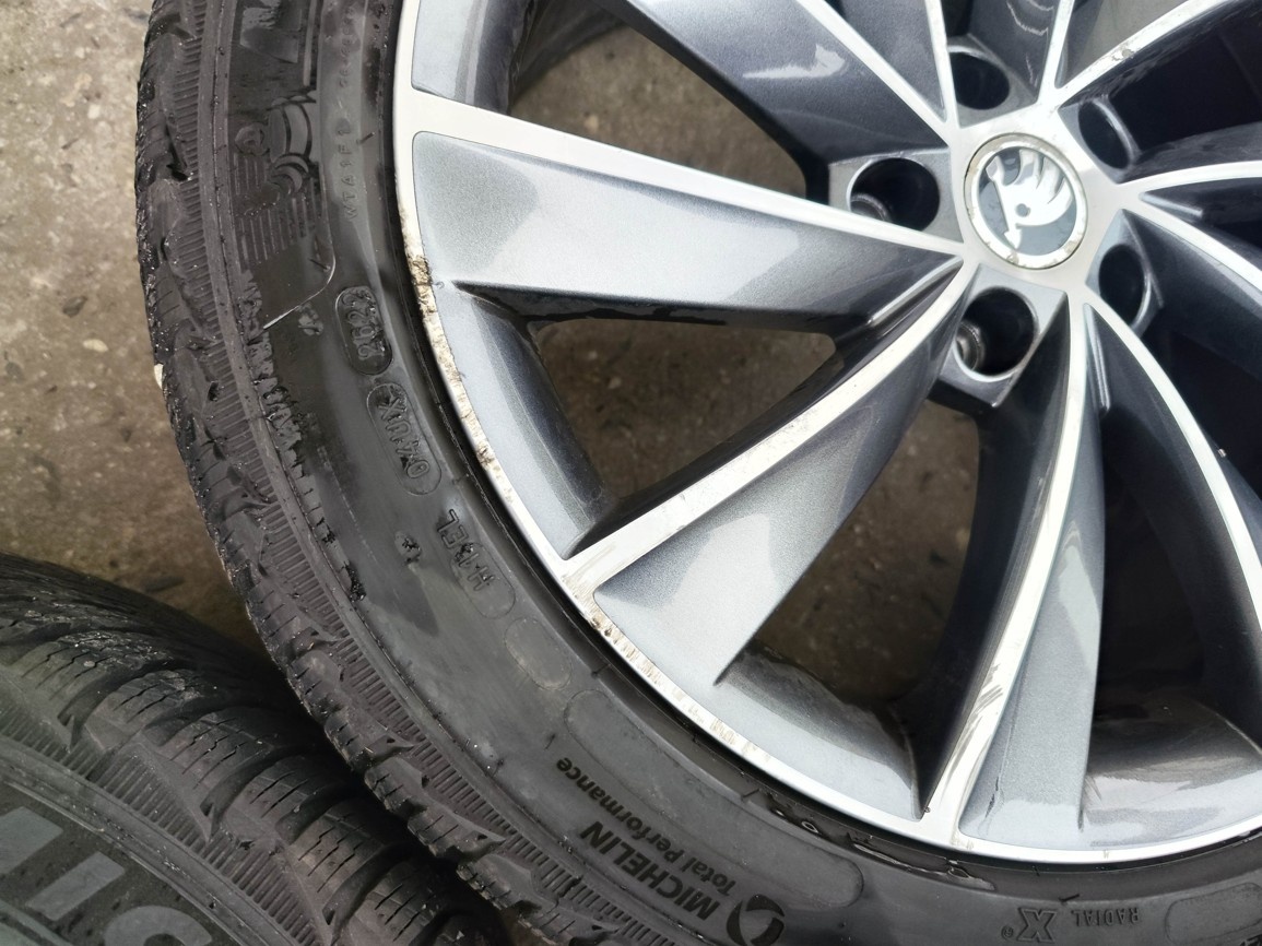 18"zimní alu sada Pegasus 5x112 origo Superb 3 Passat TPMS - 5