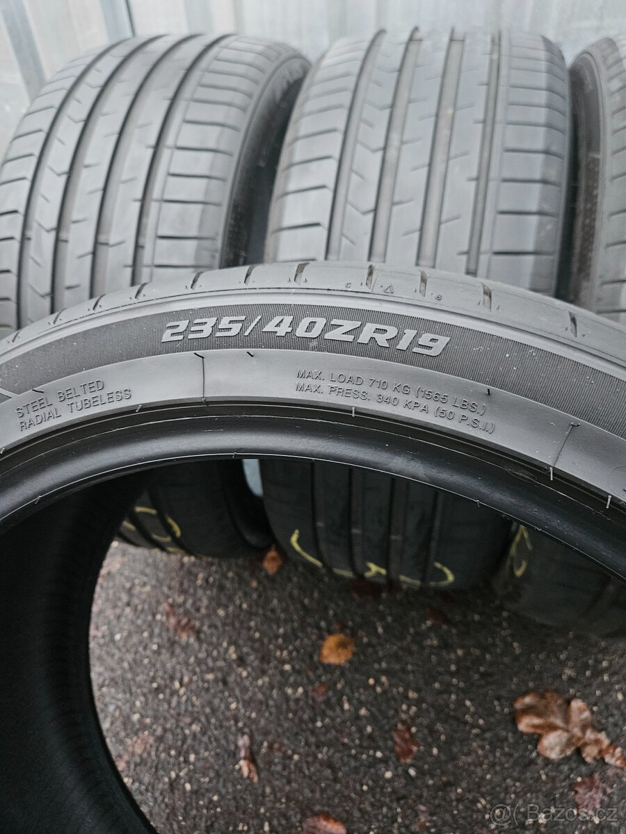 Letní pneu 235/40 R19 - 5