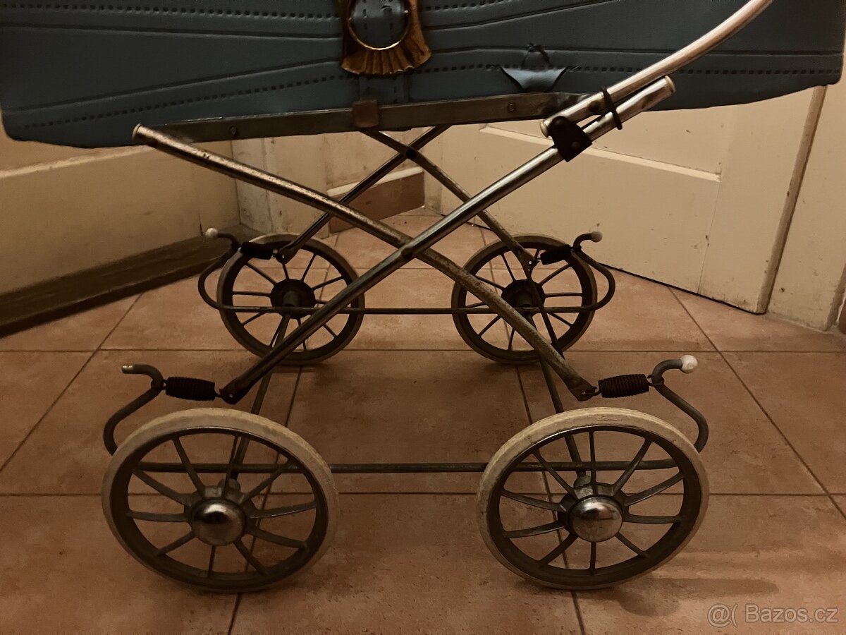 Kočárek na panenky retro - 5