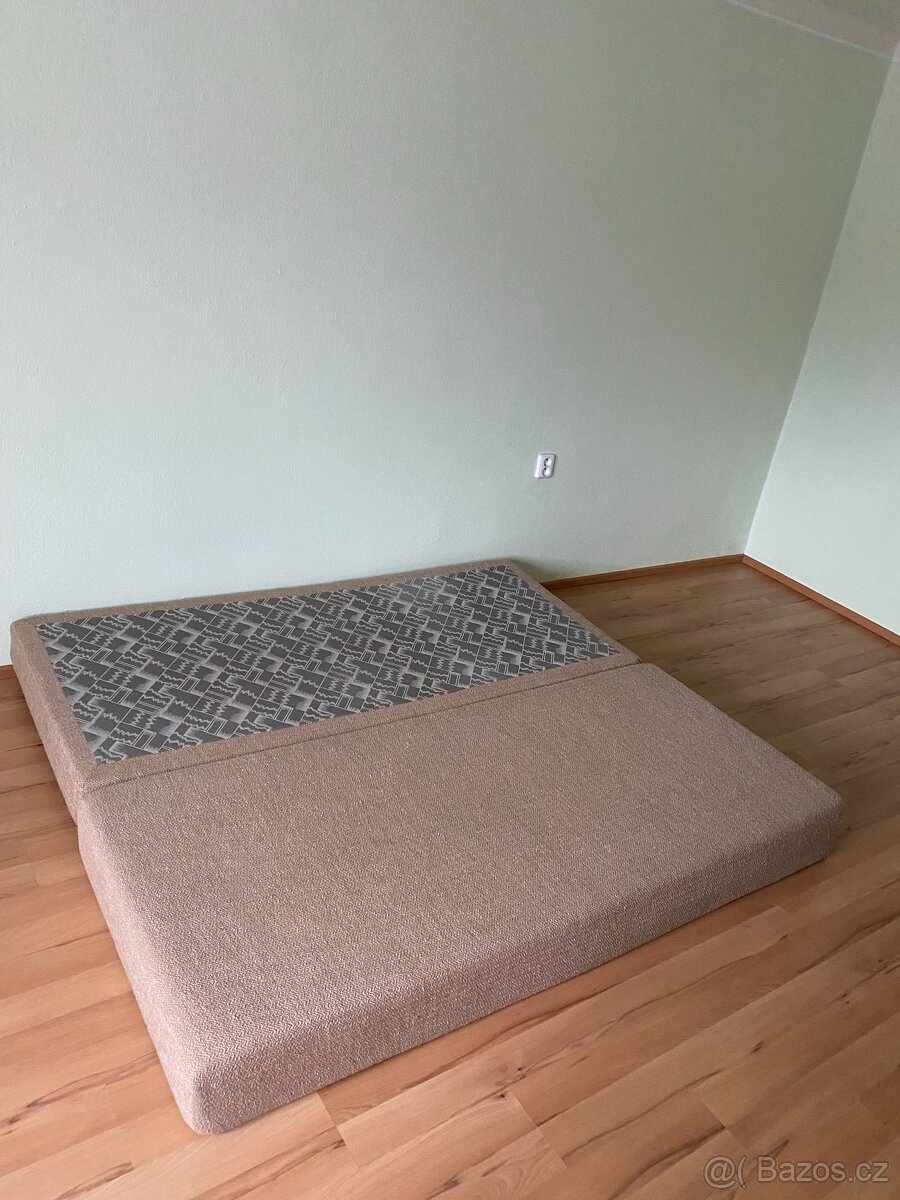 Rozkládací pohovka - 5