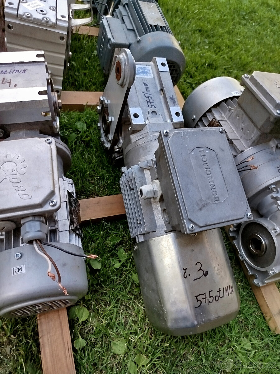 elektromotory s převodovkami - 5