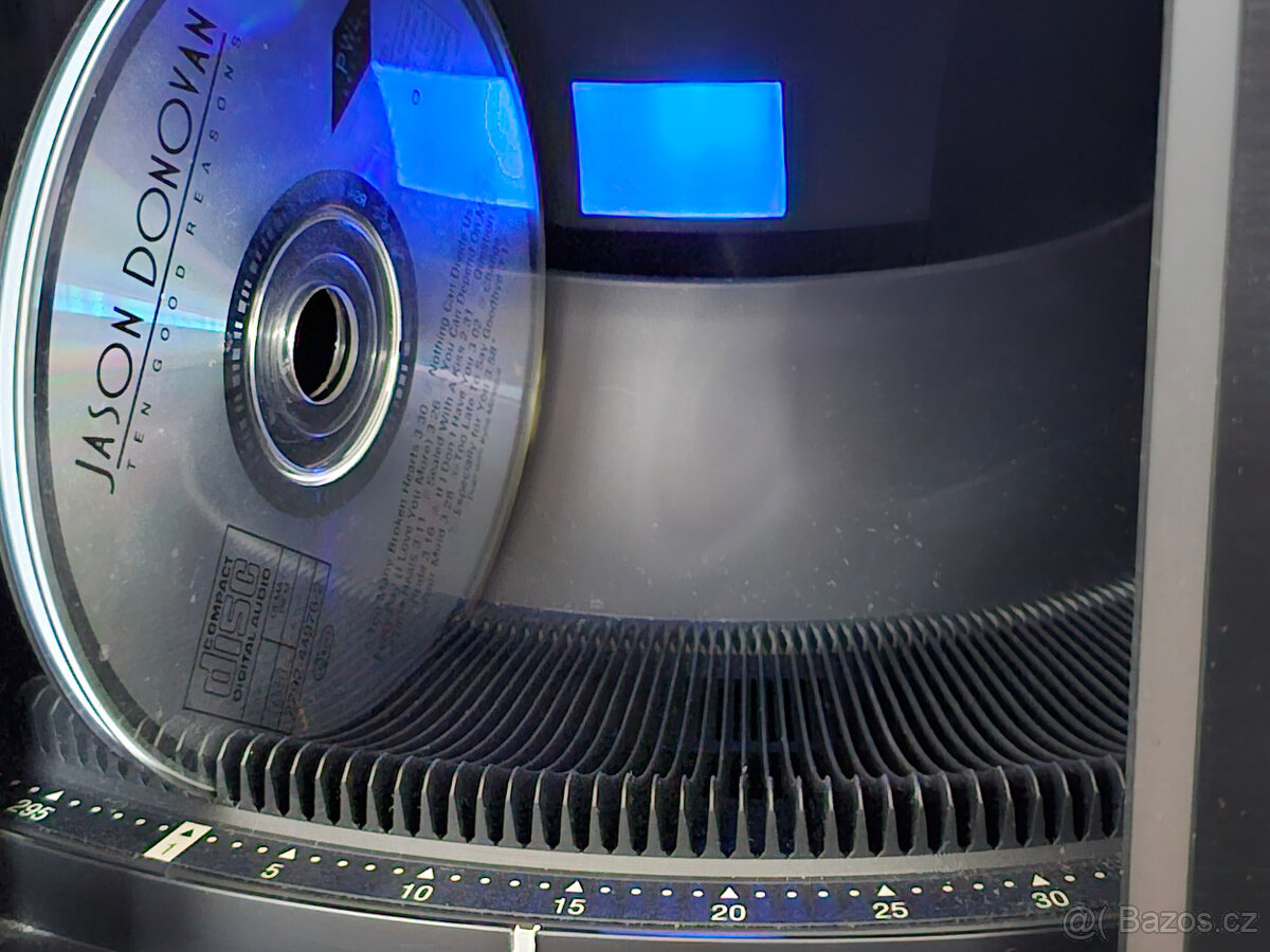 Sony 300 CD přehrávač MegaStorage CDP-CX300 - 5