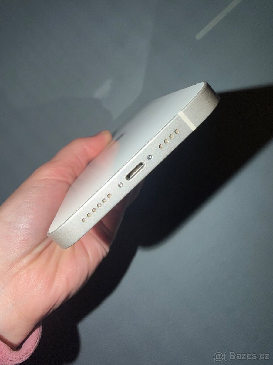 Iphone 14 plus 128 GB, bílá barva - 5