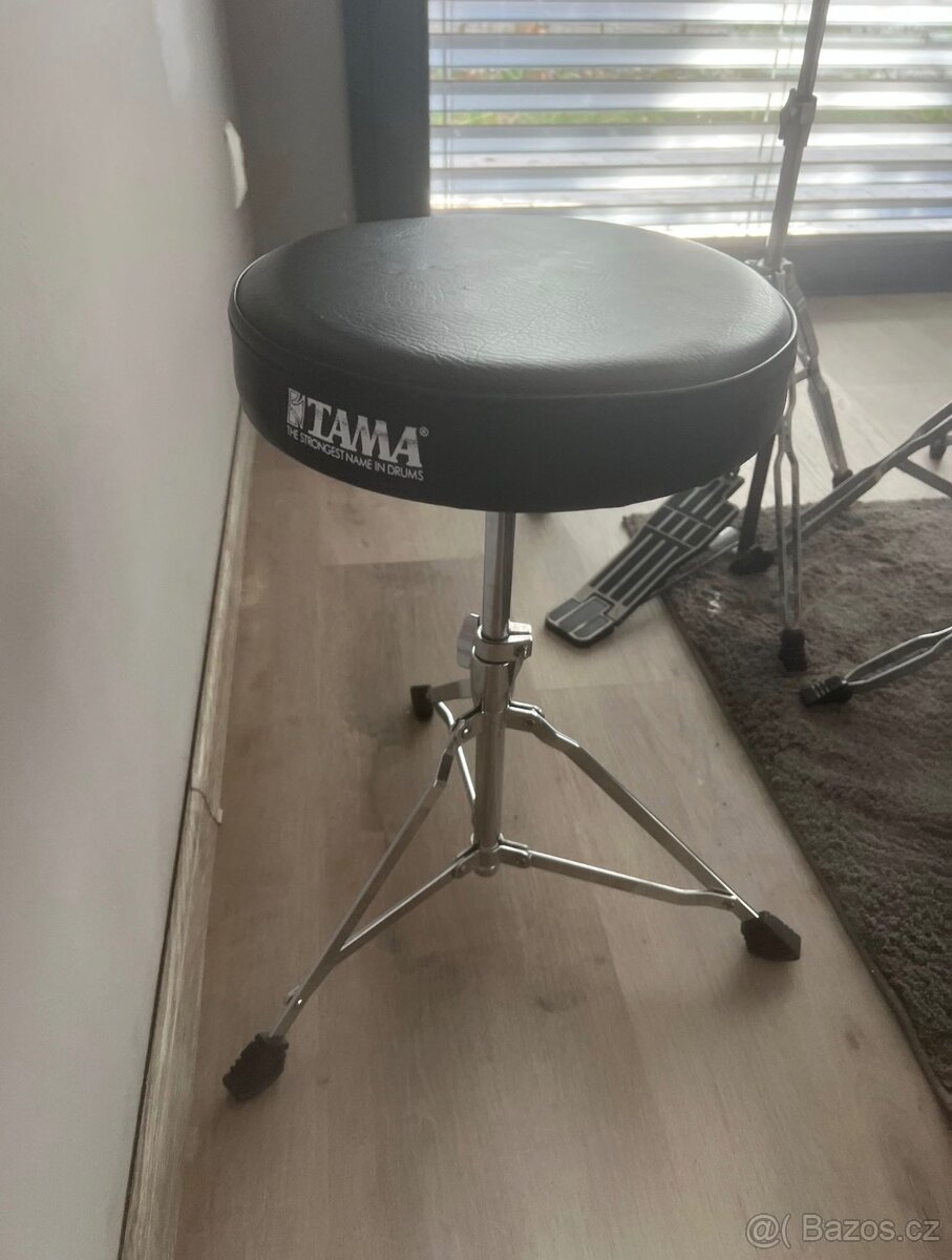 Prodám set bubnů + sedátko - 5