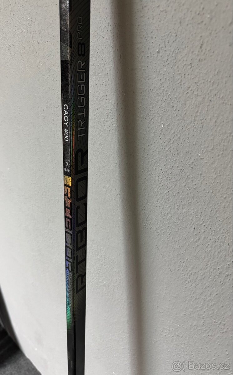 Nová kompozitová hokejka CCM TRIGGER 8 pro - 5