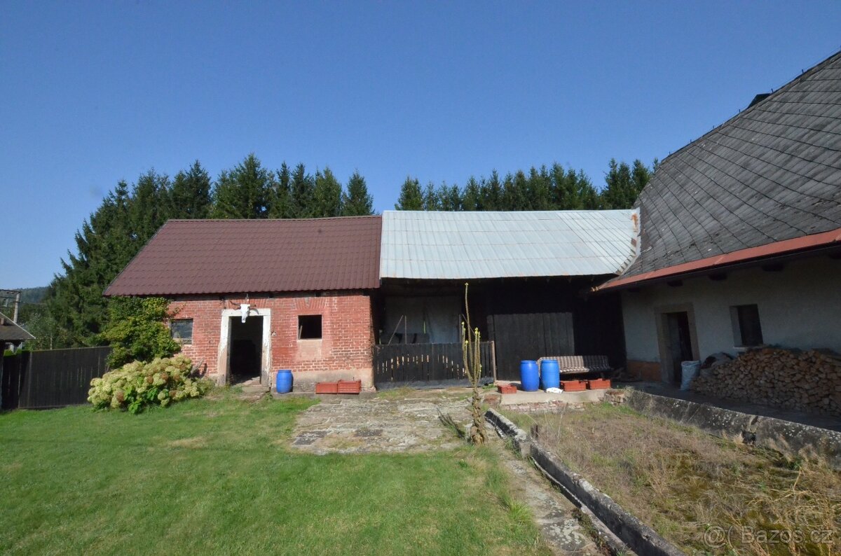 Prodej rodinného domu ve Vlčicích - 5