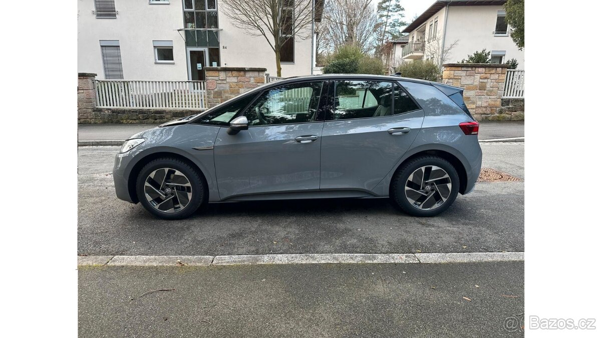 ID.3 Pro 204PS Aut Bat 62kWh Nav Tažné 2PDC DPH ACC 10/21 - 5
