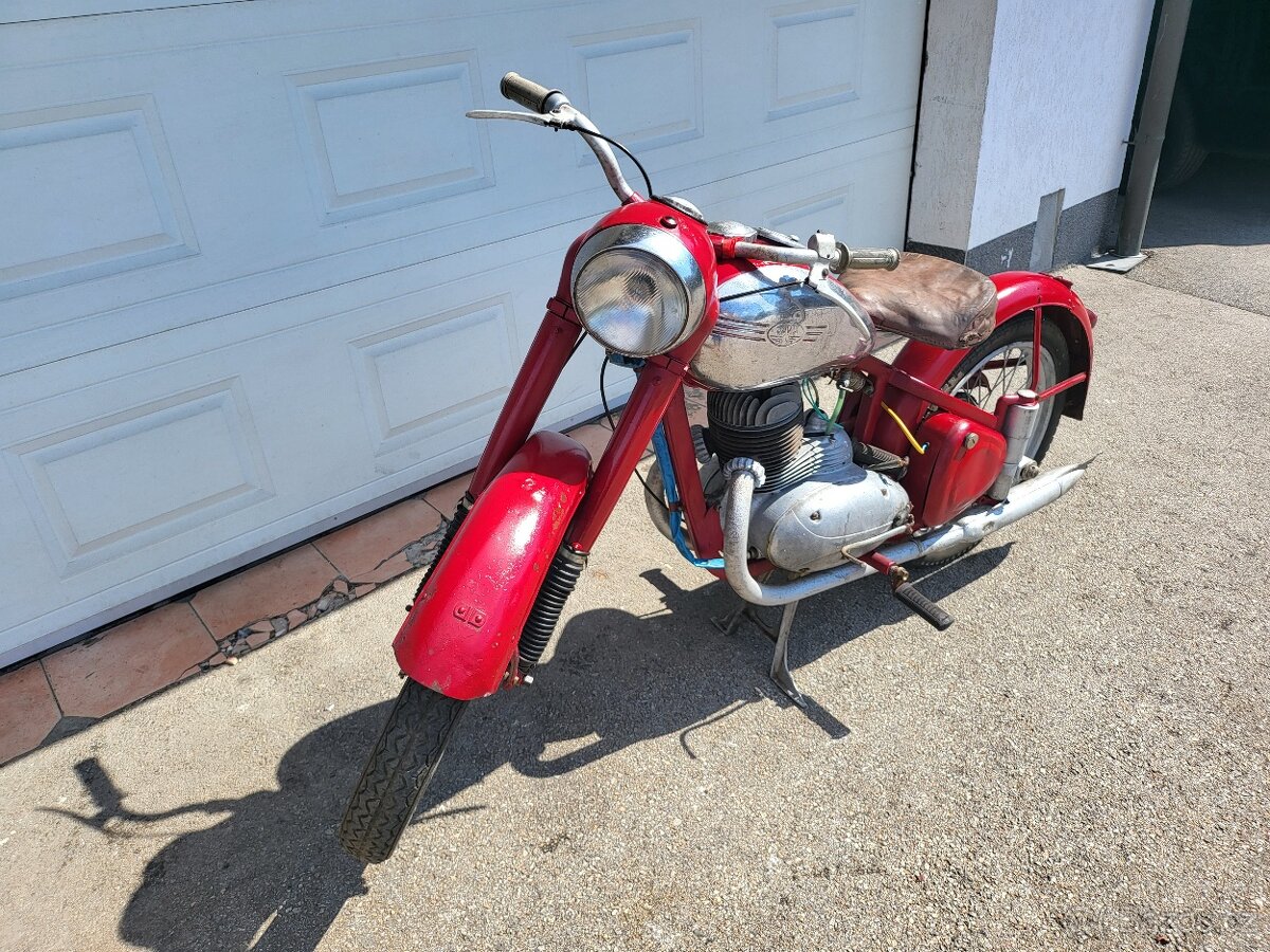 Prodám Jawa 250 pérák s TP - 5