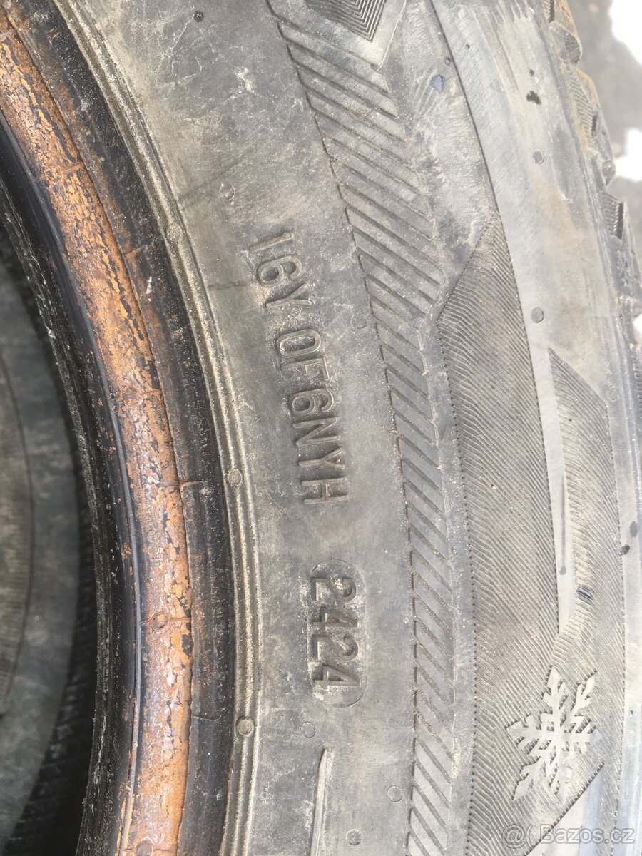 Barum 185/65R15 zimní - 5