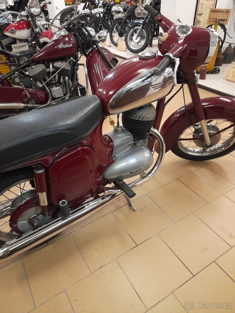 Jawa 250/559 - 5