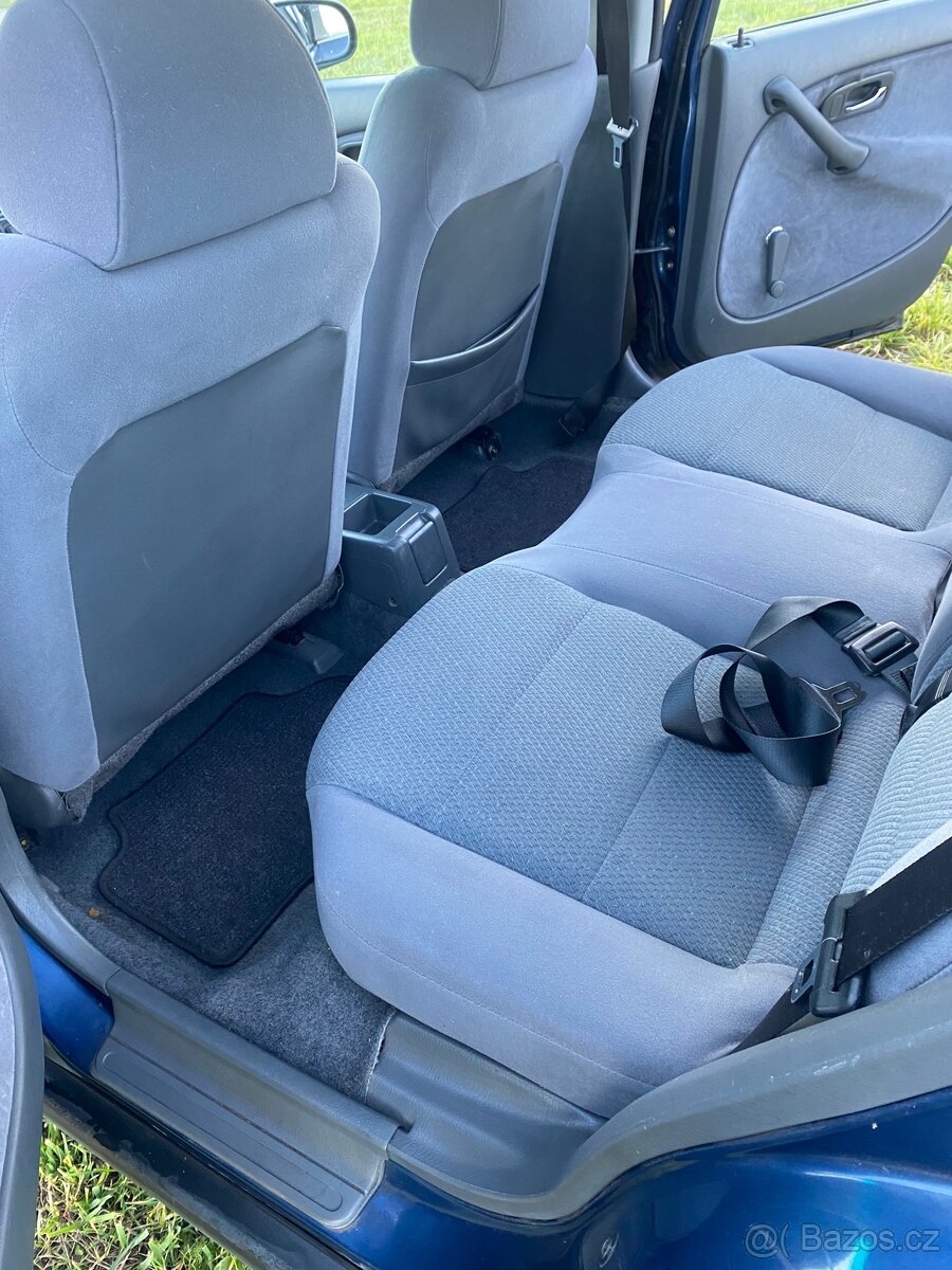 Honda Civic 6G 1.4 66kw - 5