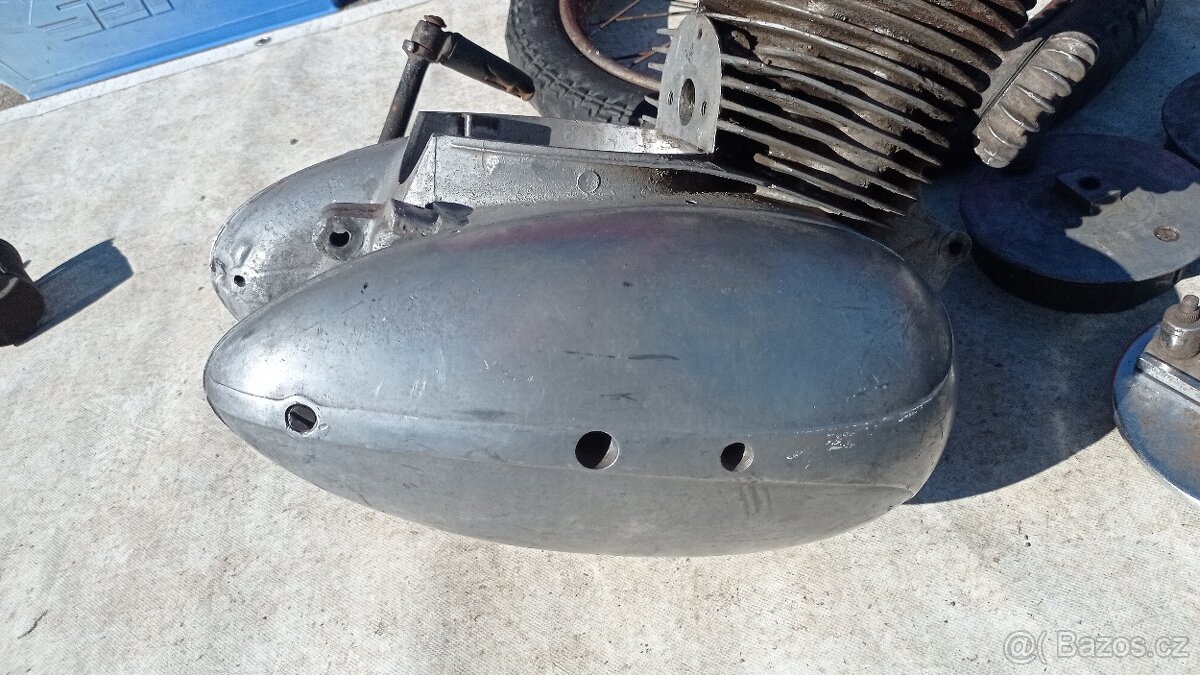 Motor Jawa 250 pérák - 5