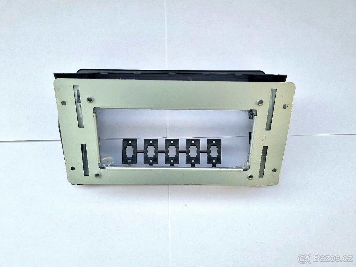 Rámeček pro 9" autorádio VW T5/Multivan 2003-2016 - 5