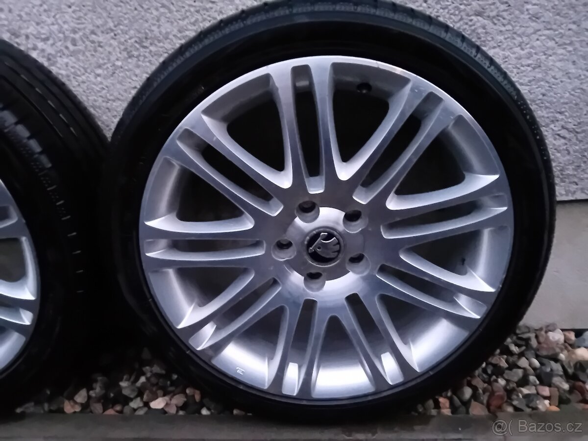 Letní Luxon r18 Škoda Superb 2 - 5