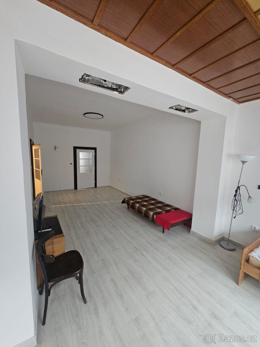 Pronájem domu Brno-venkov, 140m2 - 5