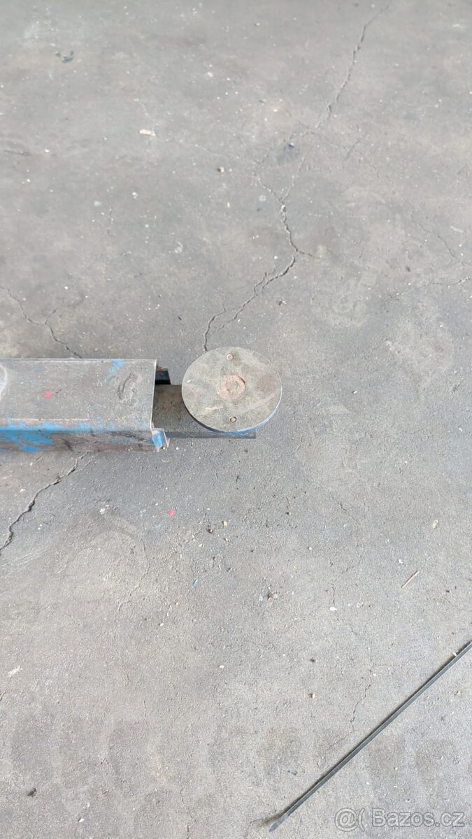 dvousloupovy zvedak - 5