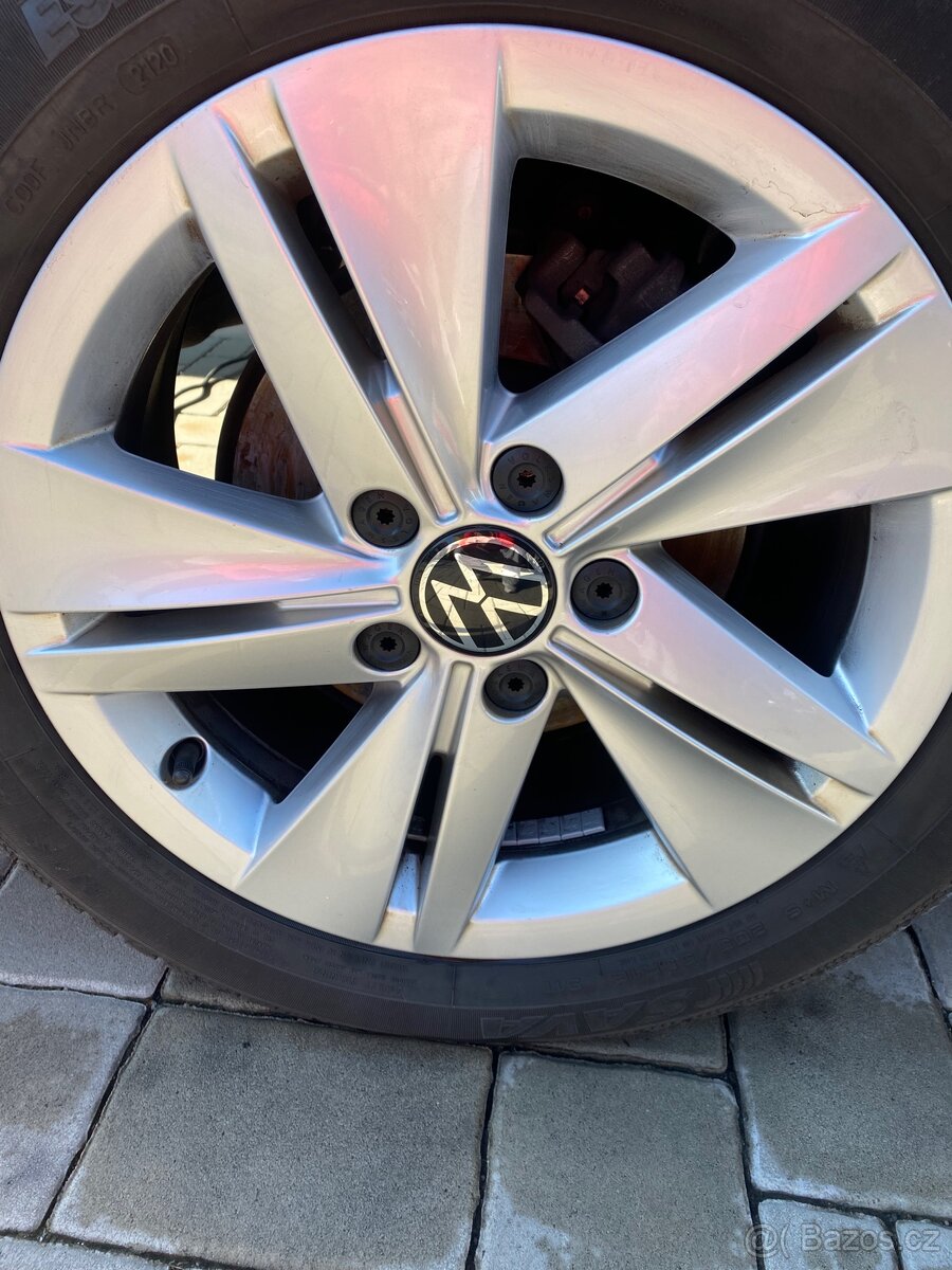 ÚKLIDOVÉ A ČISTÍCÍ PRÁCE - 5