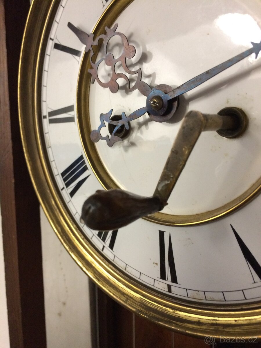 2x hodiny pendlovky z pozůstalosti - 5