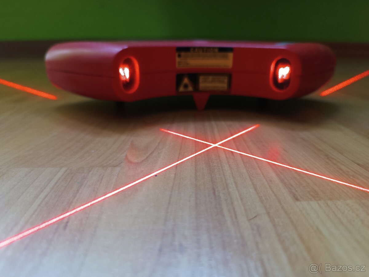 Křížový podlahový laser SOLA FCL - 5