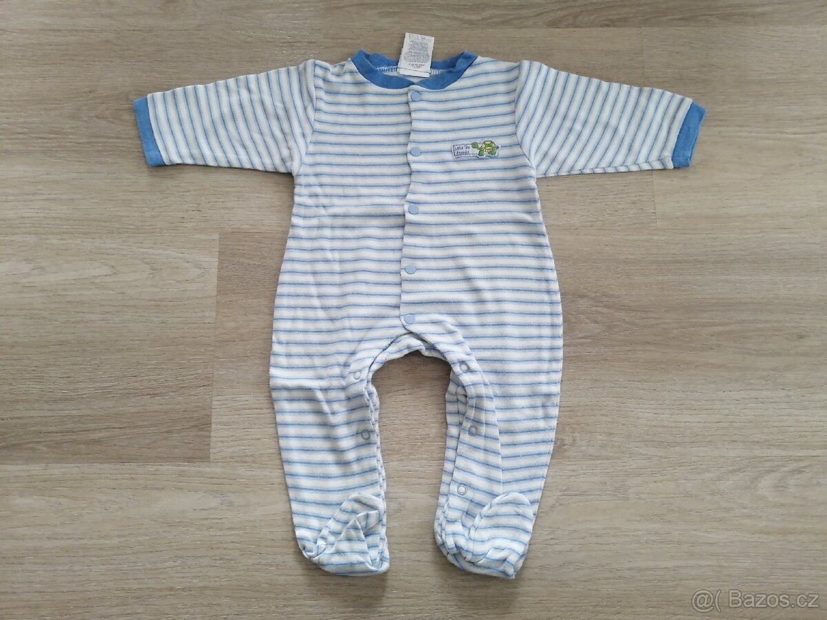 MIX OBLEČENÍ VE VELIKOSTI CCA 74 - 5