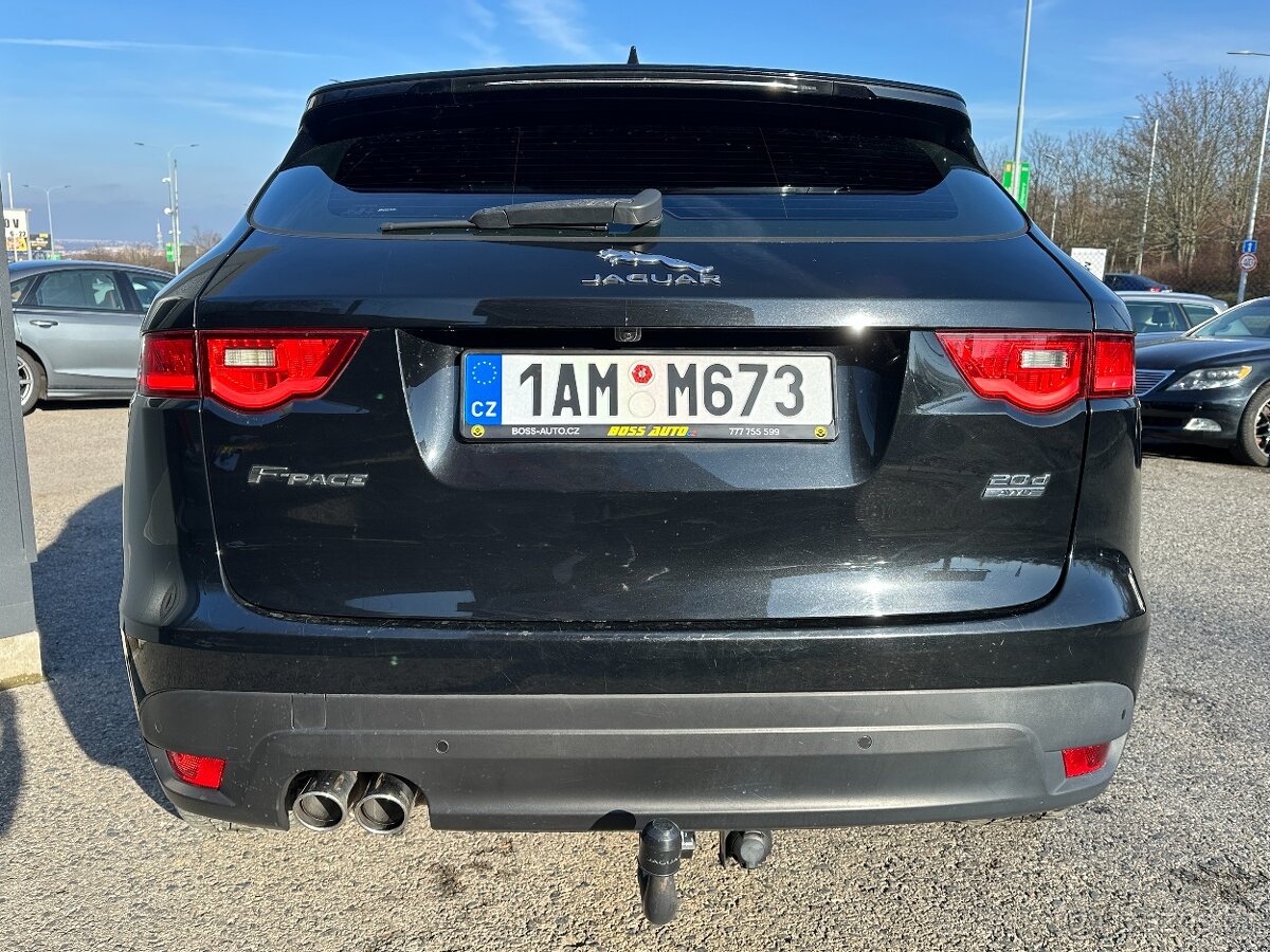 Jaguar F-Pace 2017 - 5