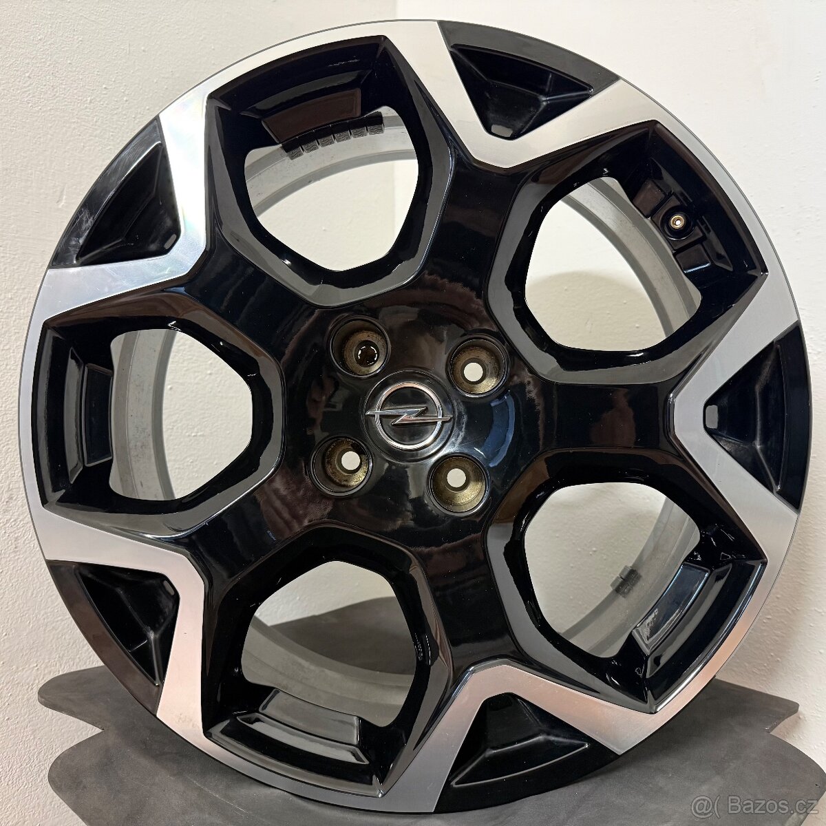 OPEL MOKKA/PEUGEOT 2008 4x108 R18 ET35 7Jx18 65,1mm - 5