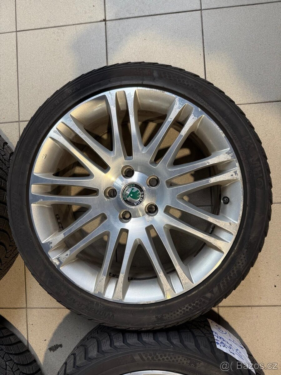 Alu kola LUXON R18 5x112 ET46 + zimní pneu 225/40 R18 - 5