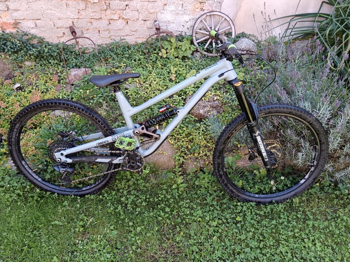 Commencal clash 2021 - 5