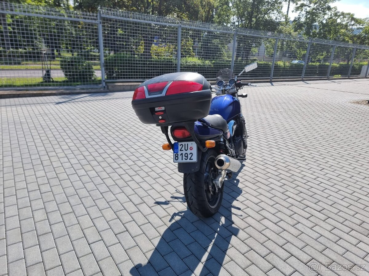 Suzuki Inazuma 750 - 5
