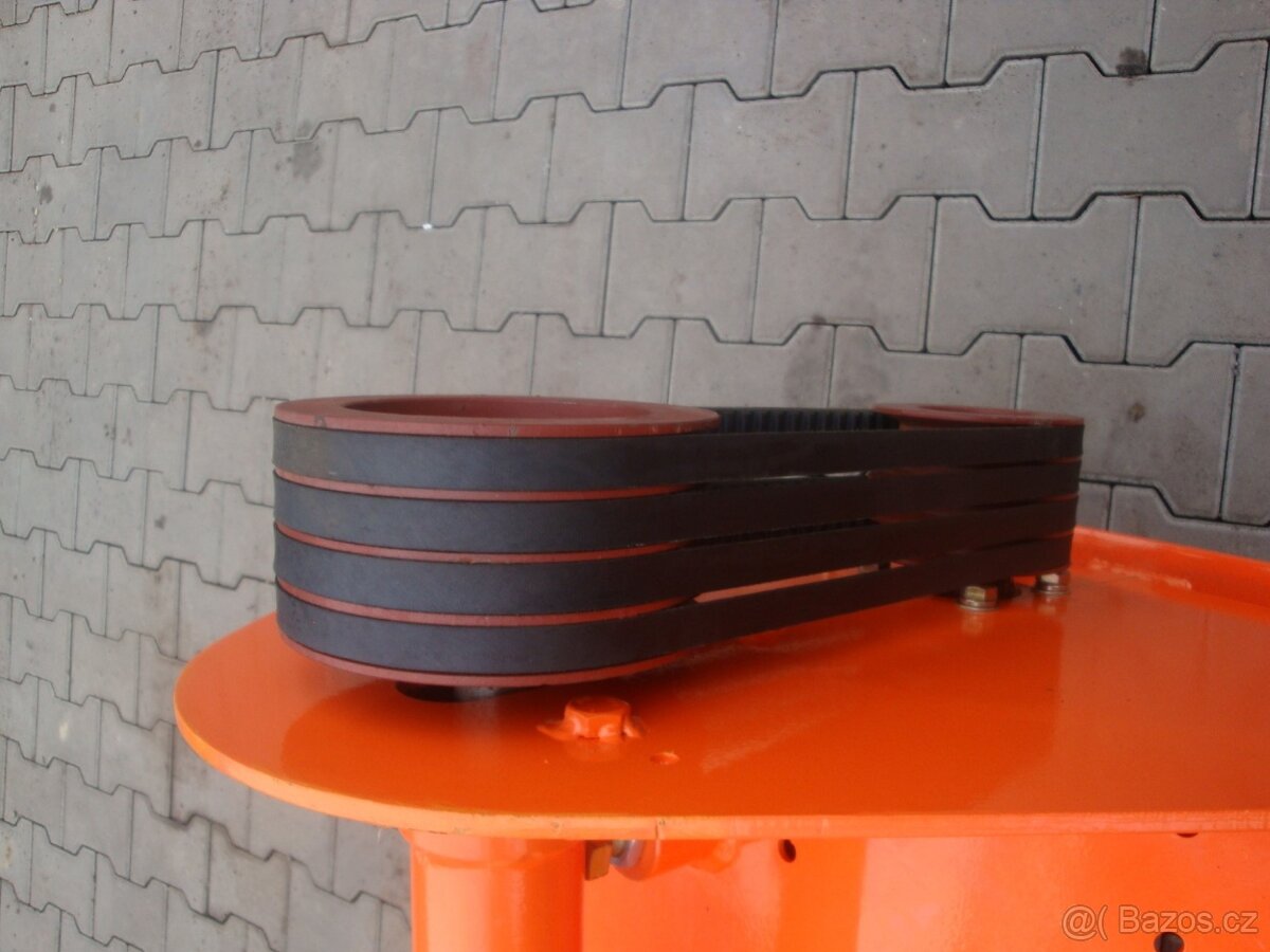 MULČOVAČ za malotraktor BCT - 5