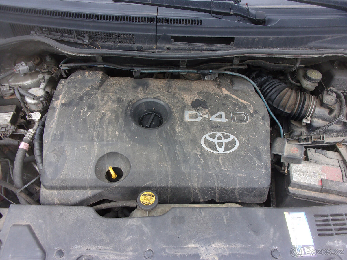 Toyota Corolla Verso - 5