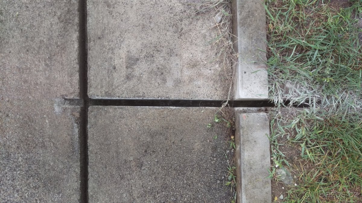 Mikrorýhovač Ditch Witch MT9 - Pila na asfalt a beton - 5