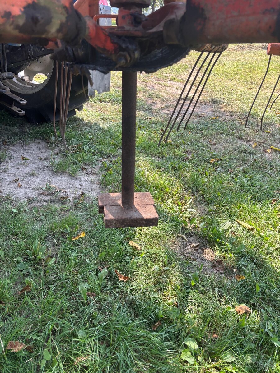 Shrnovač/nahrabovač sena rozmital - 5