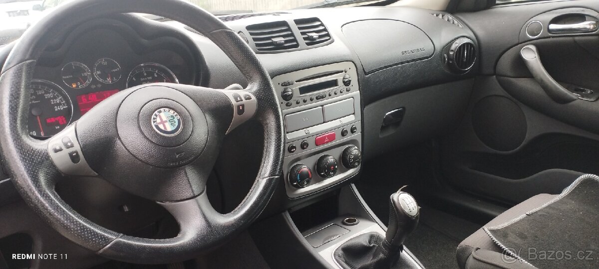 Prodám Alfu Romeo 147 1.6 - 5