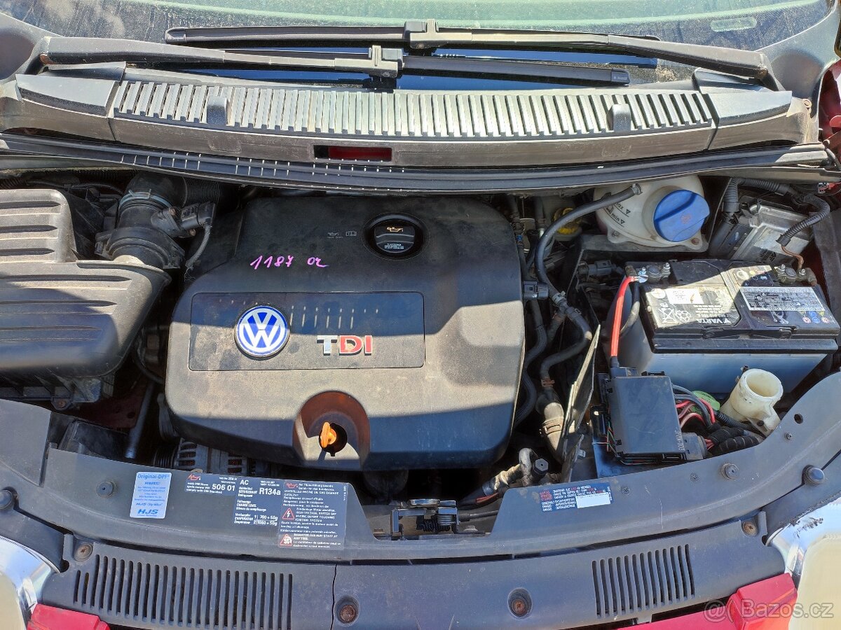 VW Sharan č. 1187 - 5