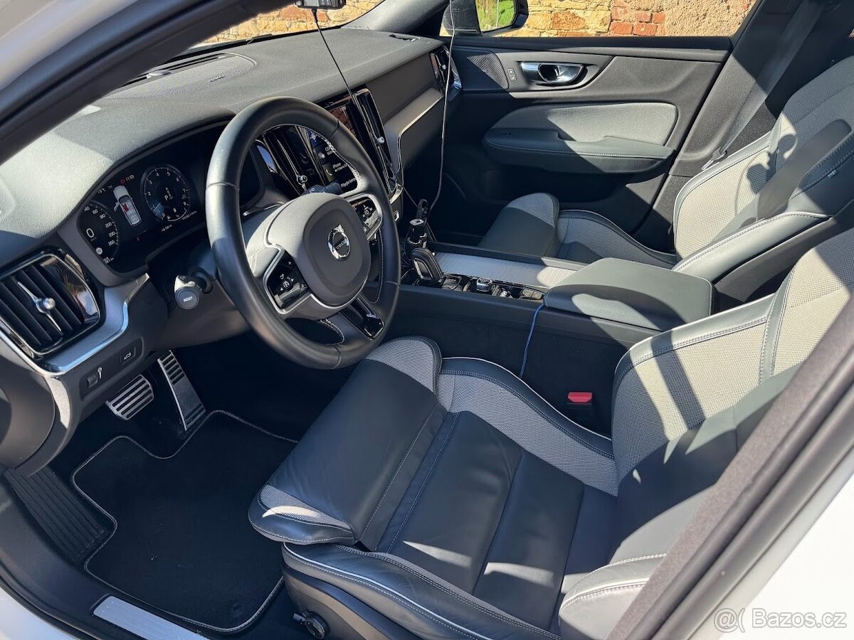 VOLVO V60 B5 R-DESIGN 184kW Auto 2021 - 5