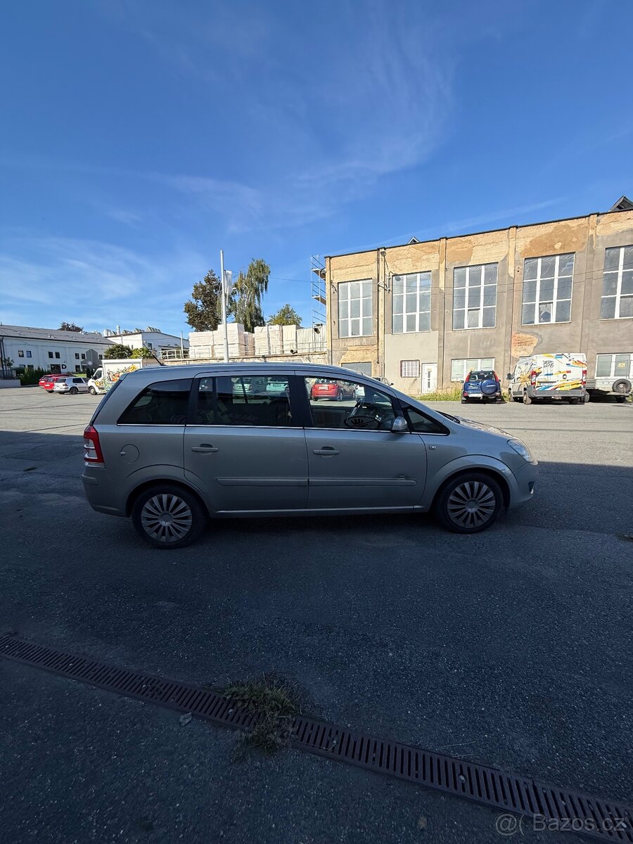 Opel Zafira, 1.7CDI 81KW KUŽE KLIMA 7MIST Ojeté, 11/2008, 28 - 5
