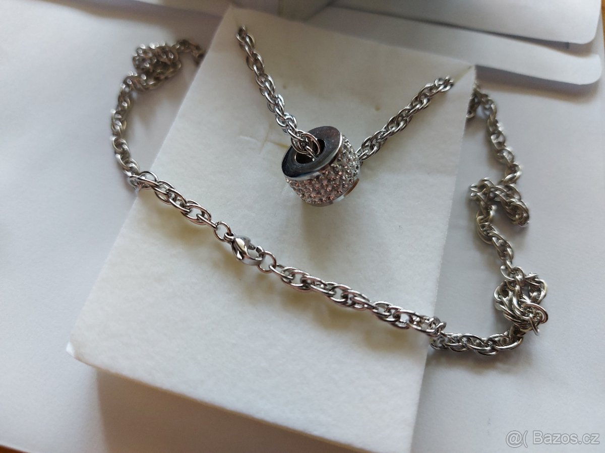 Stříbrný set řetízek, přívěsek, náušnice ve tvaru válečku... - 5