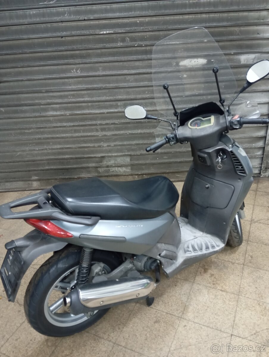 Aprilia sportcity 125 - 5