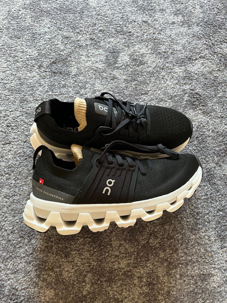 13x Dámské boty On Running Cloud, velikost 37 - 37,5 - 5