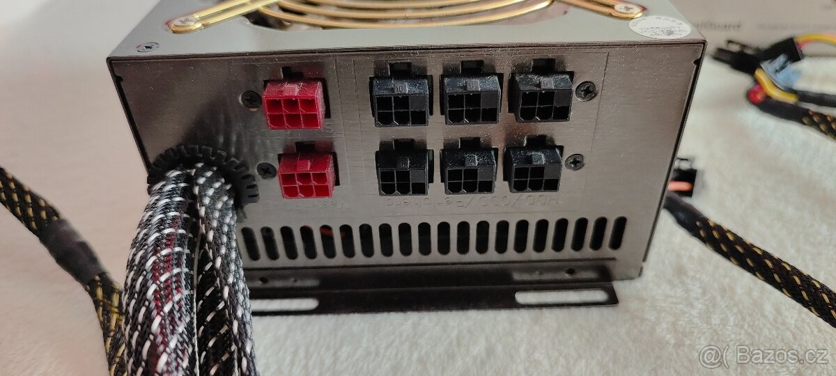 PC zdroj Enermax Infinity (EIN720AWT) 720W -TOP stav - 5