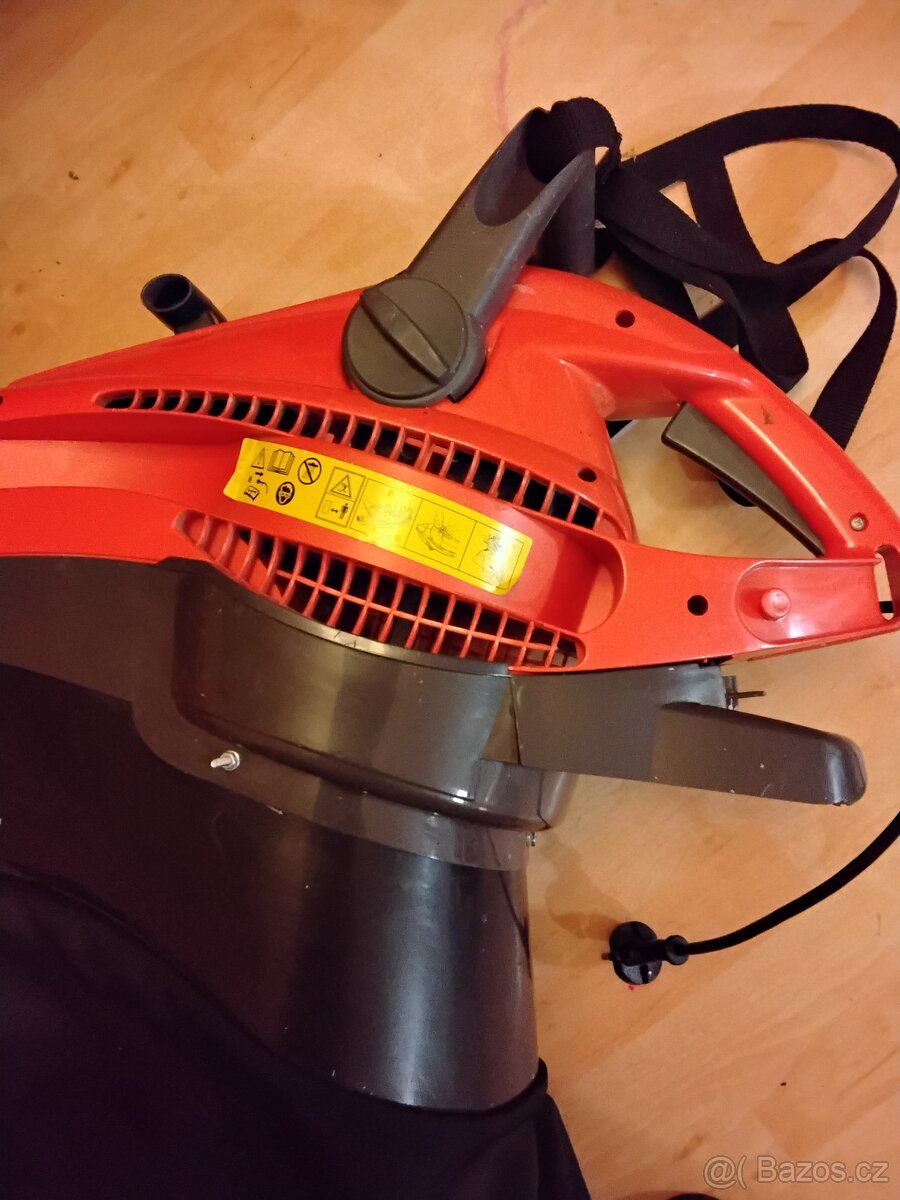 Vysavač/foukač/drtič listí Flymo . - 5