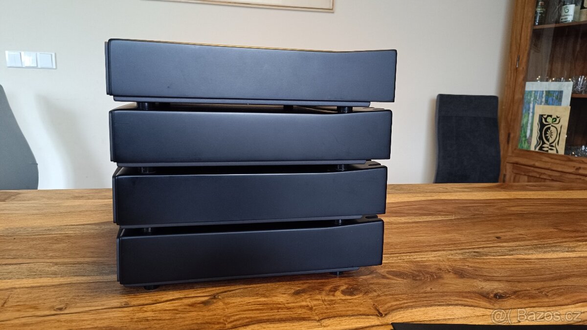 Quad Elite, Hi-End amp, preamp, cd, tuner - 5