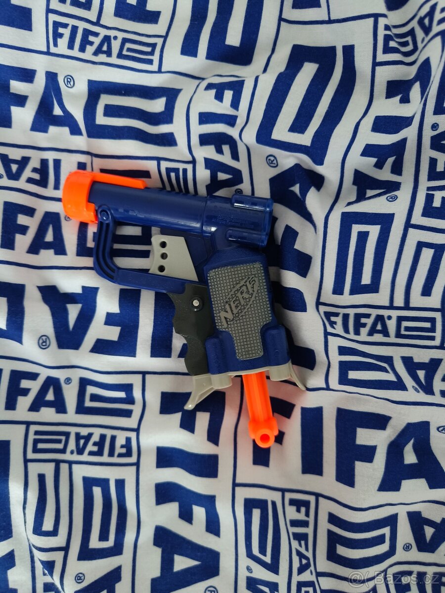 Různý náboje cca 70 ks, malá pistol a brýle - 5