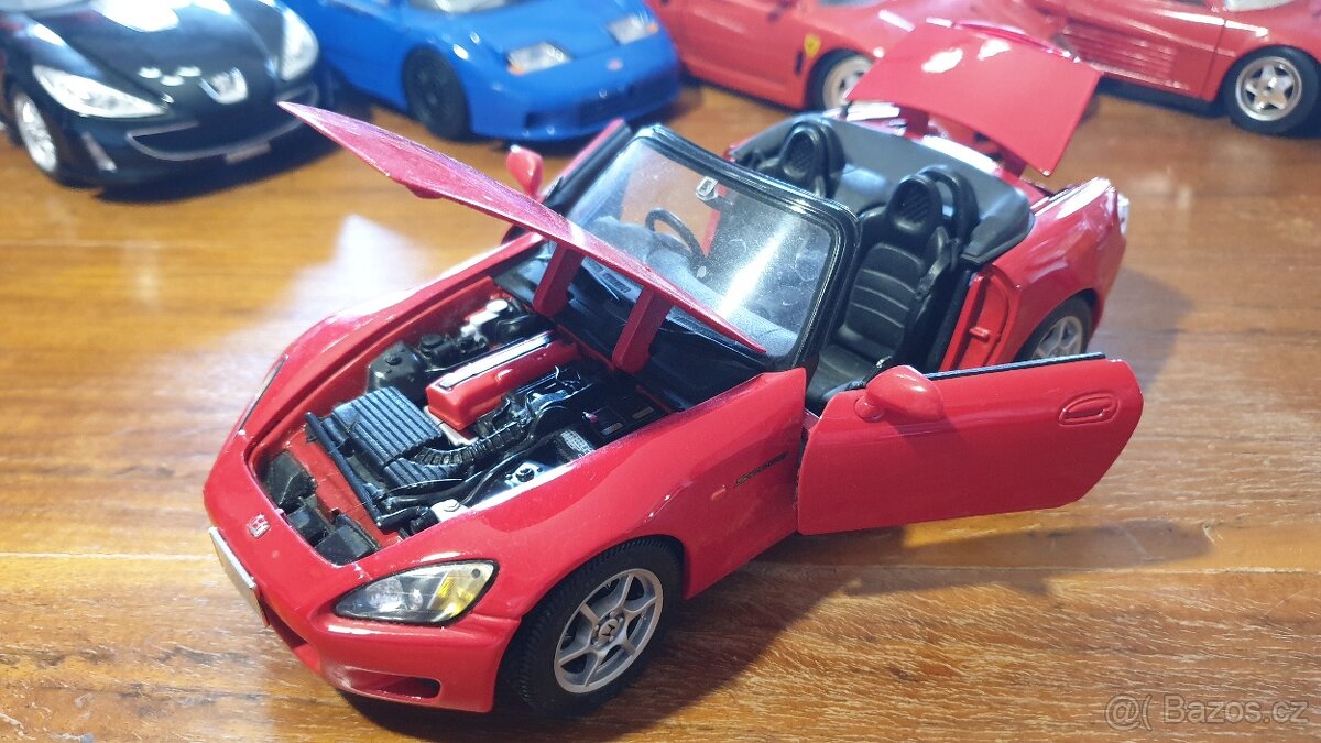 Prodám Honda S2000 1:18 - 5