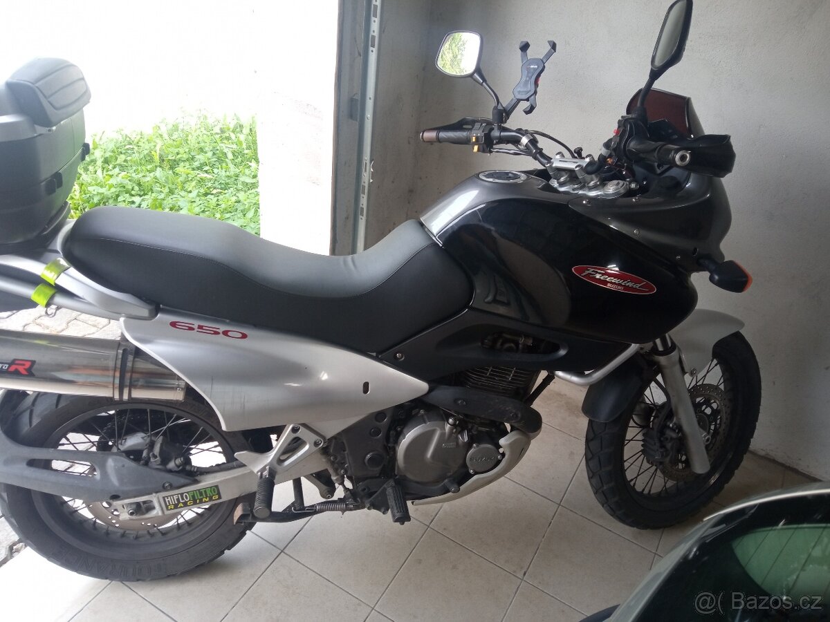 Suzuki xf 650 Freewind