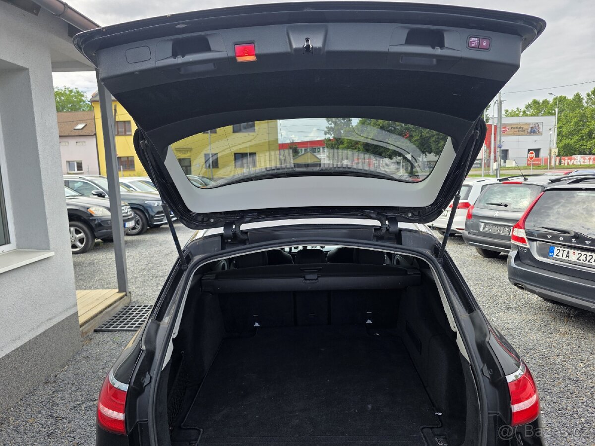 Mercedes-Benz Třídy E 220CDI 4-MATIC - 5