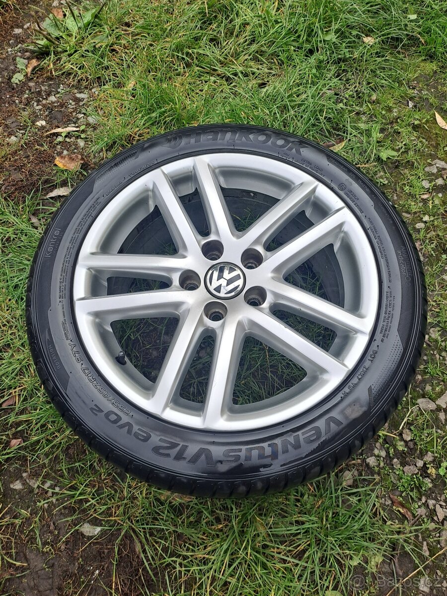 Alu kola 5x112 originál VW 235/45 R17 - 5
